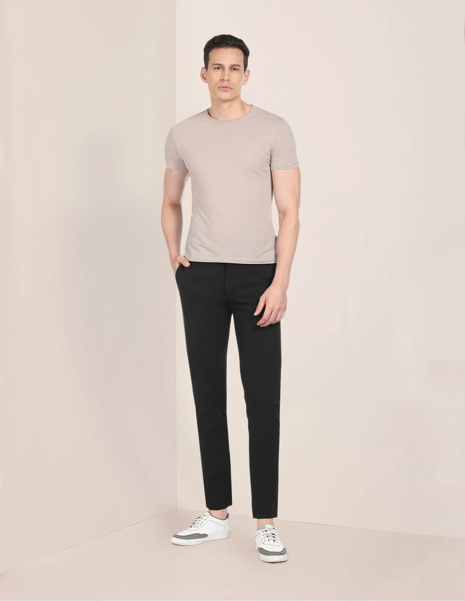 Denver Slim Fit Twill Solid Casual Trousers