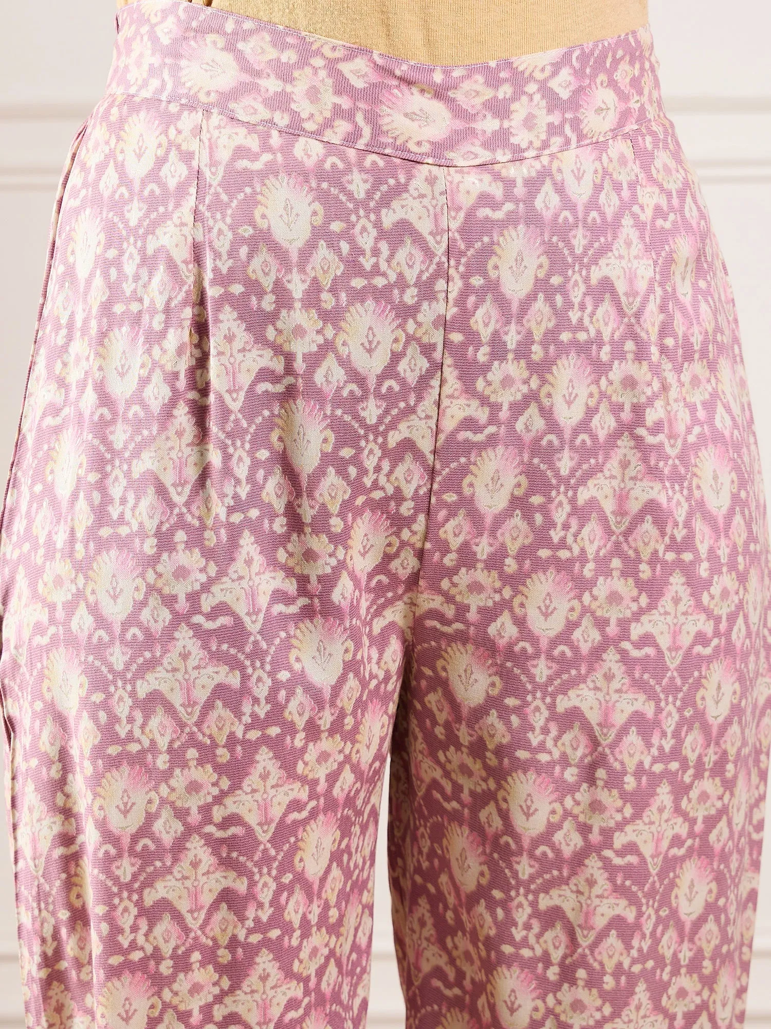 Dusty Pink Ikkat Print Foil Round Neck Kurta Pant Set