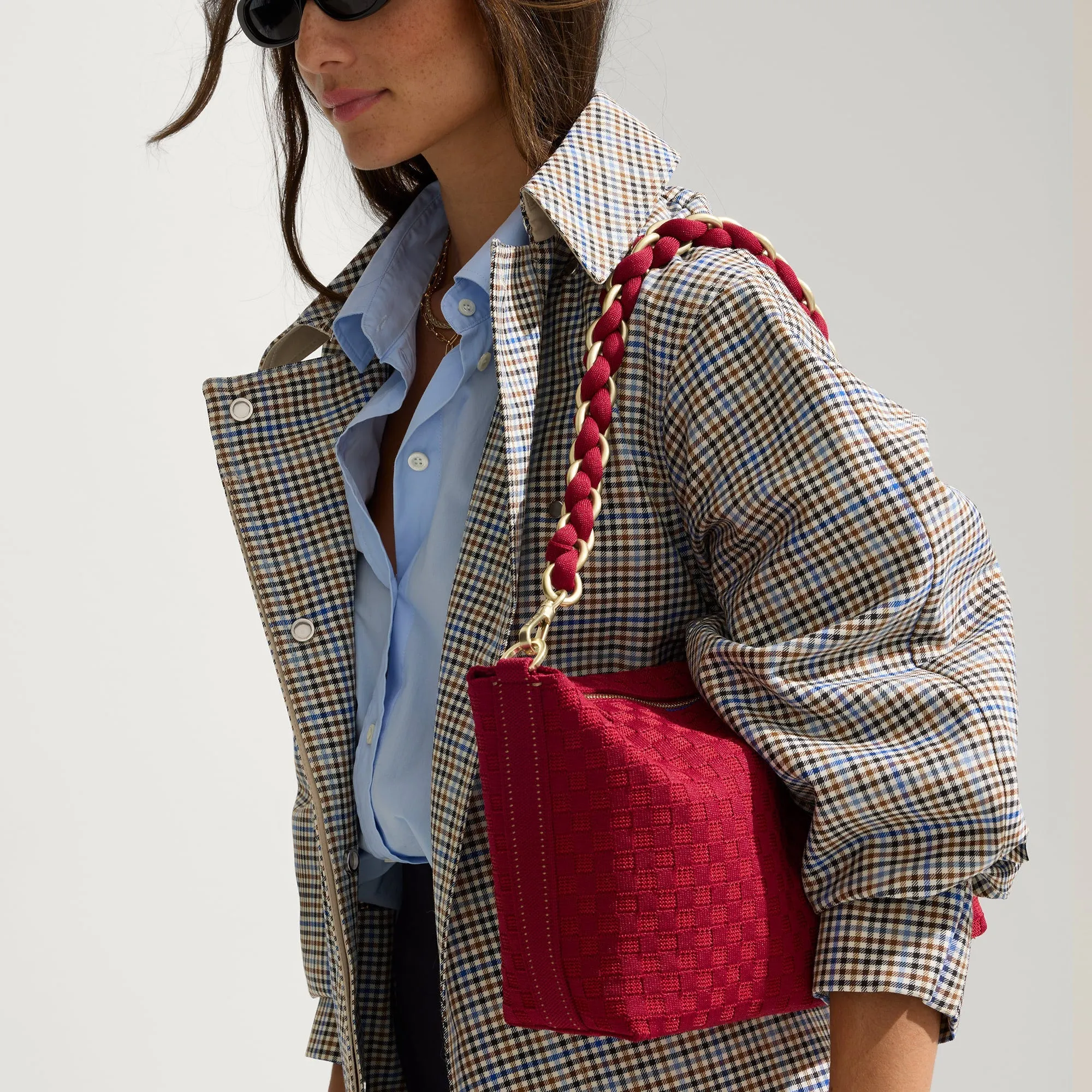 The Shoulder Strap - Cranberry Chain